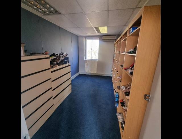 BUSINESS FOR SALE IN BEDFORD GARDENS